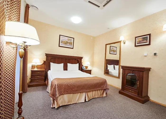 виктория на замковой 3* Минск