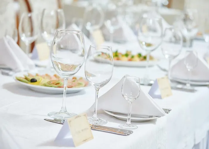 виктория на замковой 3*